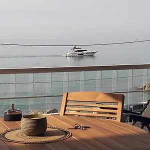 https://splendide-studio-front-de-mer.fr-provencehotel.com